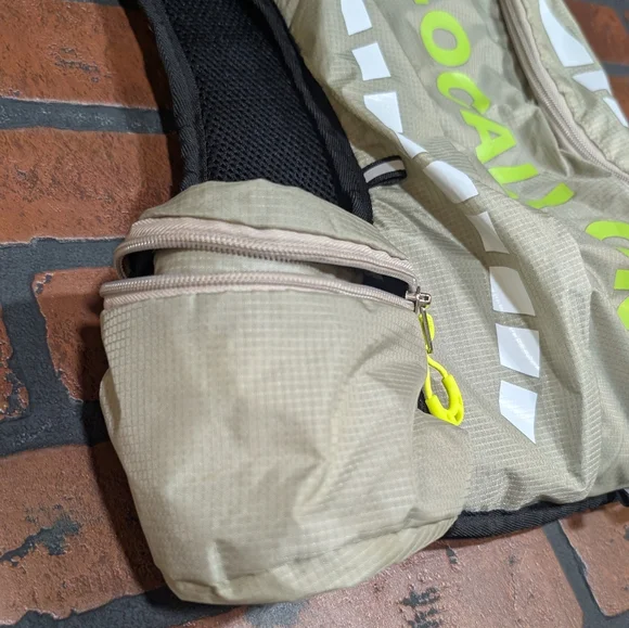 Trail Running Vest - Local Lion - Picture 9 of 14